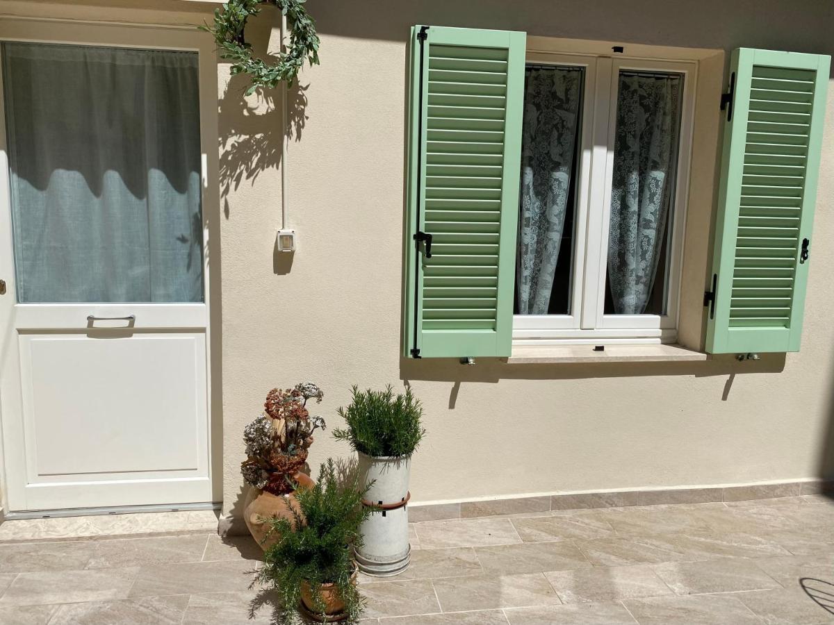 App. Con Terrazza Panoramica In Centro-Montefalco Zewnętrze zdjęcie