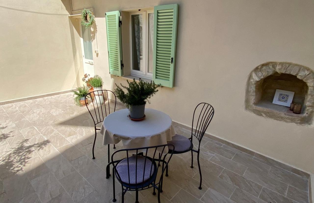 App. Con Terrazza Panoramica In Centro-Montefalco Zewnętrze zdjęcie